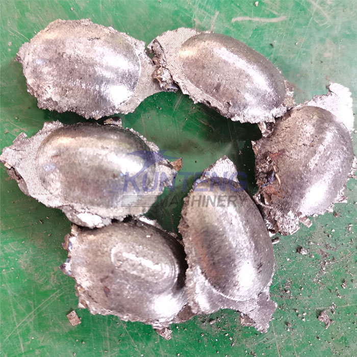 Finished product of iron powder pillow shape roller press machine 