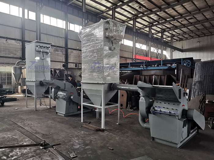Finish installed of charcoal powder crusher 
